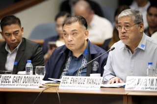 被捕的菲律宾电视布道家在参议院面对被控性
