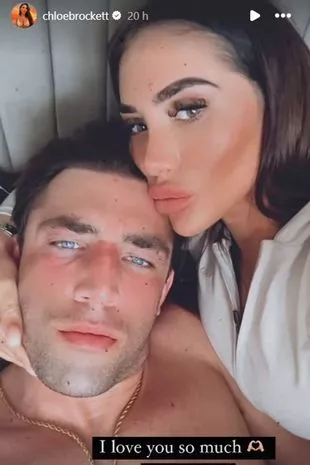 《TOWIE》的克洛伊·布罗克特宣布她和